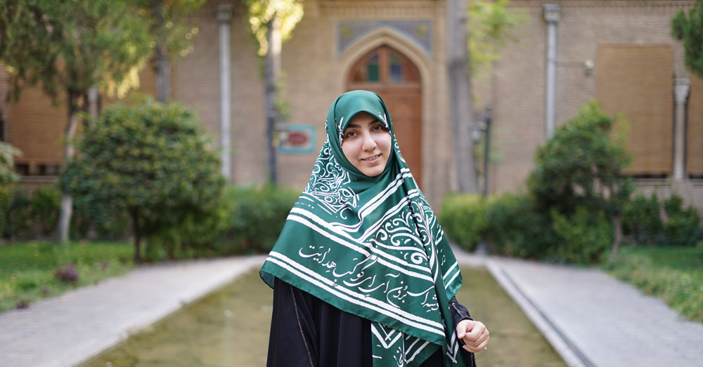 حریر عادلی